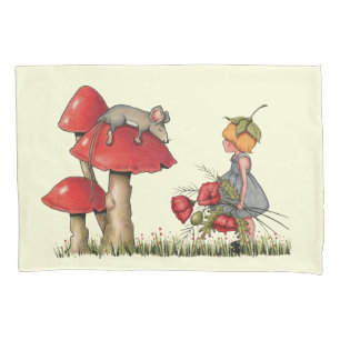 Maus, die auf einem Toadstool, Mädchen mit Kissenbezug