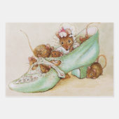 Maus Familie in einem Schuhwerk von Beatrix Potter Geschenkpapier Set (Vorderseite)