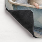 Maus im Schaumbad mit gelbem Entchen Mousepad (Ecke)