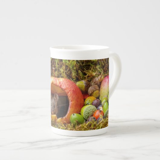 Maus in einer Apfel-Tasse Porzellantasse (Vorderseite Rechts)
