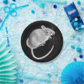 Maus: Realistisches Bleistift-Zeichnen: Maus auf Pappteller (Party)