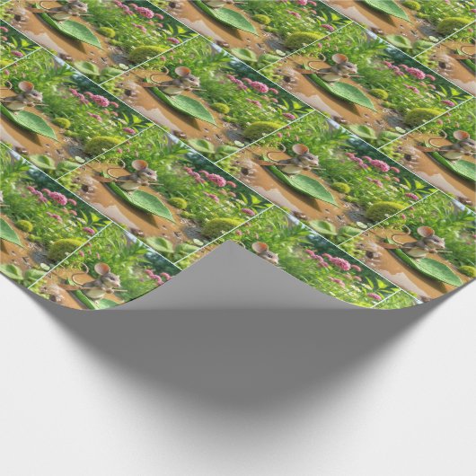 Maus Rudern eines grünen Leaf-Bootes Geschenkpapier (Ecke)