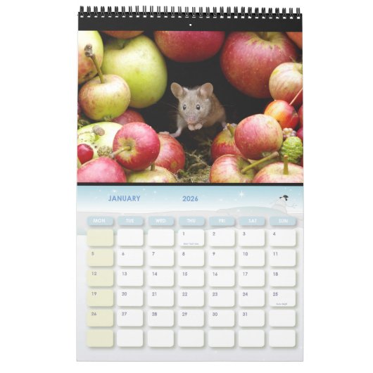 Mäuse - George die Maus in einem Blockhaufen Haus Kalender (Jan 2026)