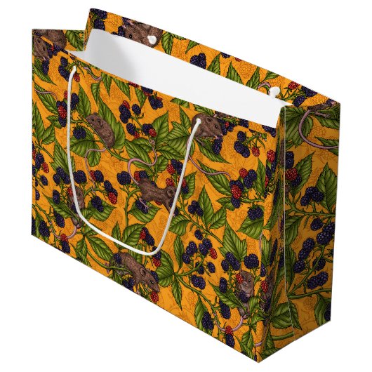 Mäuse und BlackBerry auf gelb Große Geschenktüte (Vorderseite Schrägansicht)