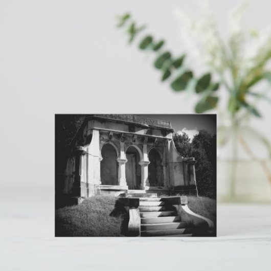 Mausoleum auf einem Hügel Postkarte (Stehend Vorderseite)
