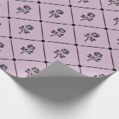Mauve Antique Dainty Verzierte Rose Muster Geschenkpapier (Ecke)