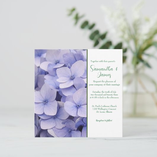 Mauve Chrysanthemum Wedding Einladung (Stehend Vorderseite)