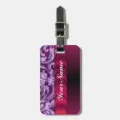 Mauve Damask Blumenmuster auf Magenta Gepäckanhänger (Vorderseite vertikal)