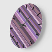 Mauve diagonale Streifen Große Wanduhr (Winkel)