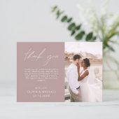 Mauve Elegant Script Foto Wedding danke You Card (Stehend Vorderseite)