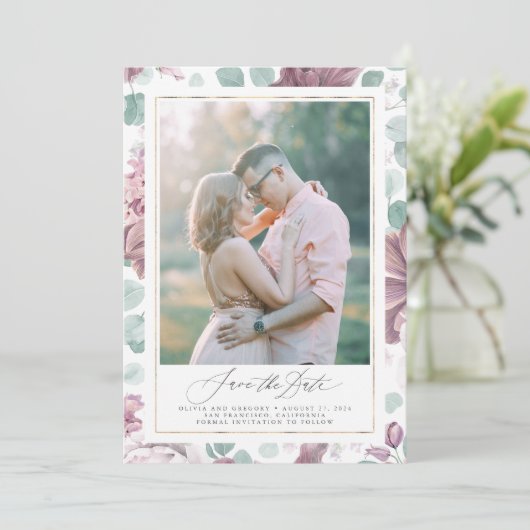 Mauve Floral Foto speichert die Datumskarten Einladung (Stehend Vorderseite)