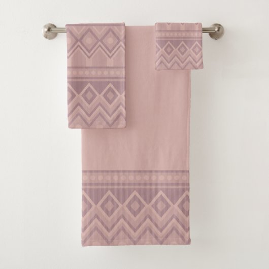 Mauve Geo Handtuch Badhandtuch Set (Insitu)
