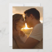 Mauve Greenery Floral Elegantes Foto Hochzeit Einladung (Rückseite)