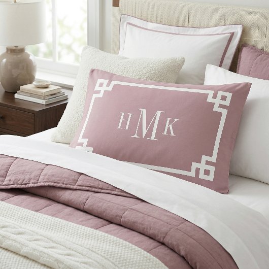 Mauve Griechisch Key Monogram Standard Pillow Case Kissenbezug