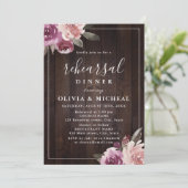 Mauve lila blumengeschmückte rustikale Probe Abend Einladung (Stehend Vorderseite)