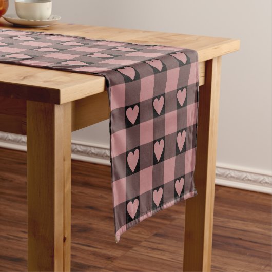 Mauve Pink Black Buffalo Heart Plaid Table Runner Kurzer Tischläufer (Beispiel)