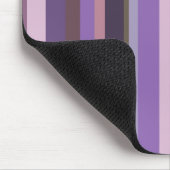 Mauve senkrechte Streifen Mousepad (Ecke)
