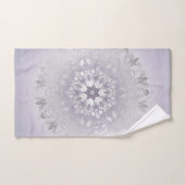 Mauve Silver Floral Mandala Badhandtuch Set (Handtuch)