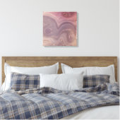 Mauve Strata | Dusty Pink und Rose Gold Agate Leinwanddruck (Insitu (Schlafzimmer))