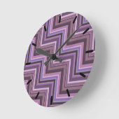 Mauve stripes stairs pattern runde wanduhr (Winkel)