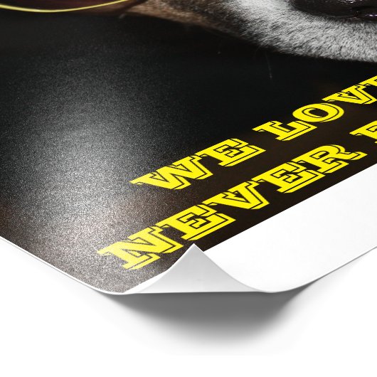 MAX REMEMBRANCE FOTO (Ecke)