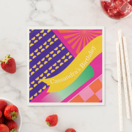 Maximalistische Wiederholung von Mustern zum Gebur Serviette