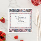 Maximalistisches Hochzeitstil mit Vintager Blumend Serviette (Beispiel)