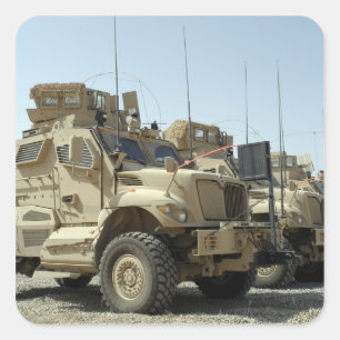 MaxxPro Mine Resistentes Ambusschutzfahrzeug Quadratischer Aufkleber