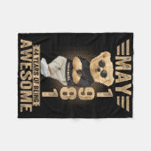 May 44th Birthday Men Women 1981 Awesome Teddy Bea Fleecedecke (Vorderseite (Horizontal))