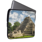 Mayapyramide Laptopschutzhülle (Vorne Rechts)