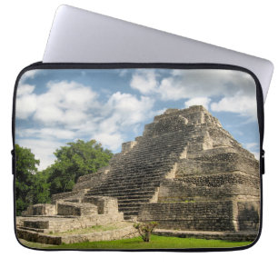 Mayapyramide Laptopschutzhülle