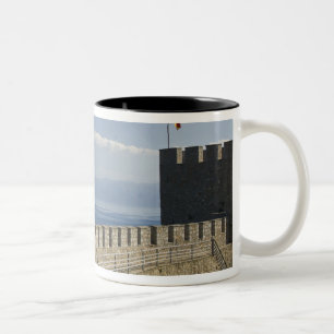 MAZEDONIEN, Ohrid. Car Samoil's Burg - Burg 2 Zweifarbige Tasse