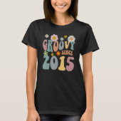 Mb Groovy Seit 2015 Retro Hippie Blume 7. Geburtst T-Shirt (Vorderseite)