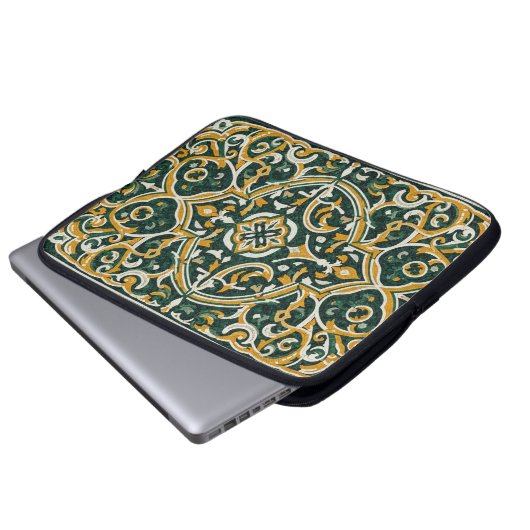 MC7 LAPTOPSCHUTZHÜLLE (Vorne Knopf)