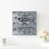 McAnally's Pub Black Logo Quadratische Wanduhr (Zuhause)