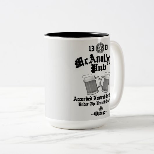 McAnally's Pub Black Logo Zweifarbige Tasse (VorderseiteRechts)