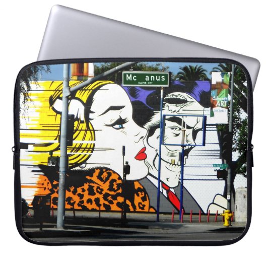 McAnus Street Laptopschutzhülle (Vorderseite)