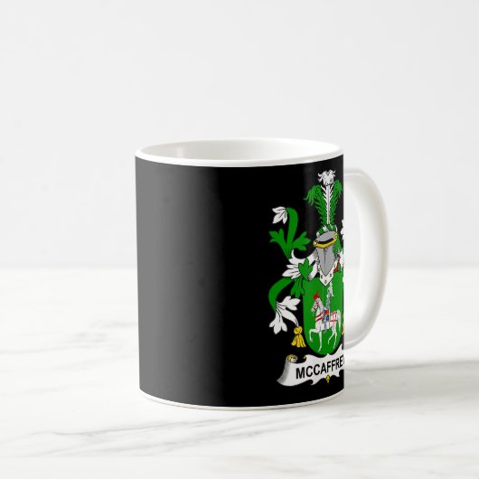 McCaffrey Coat of Arms Familienwappen Kaffeetasse (VorderseiteRechts)