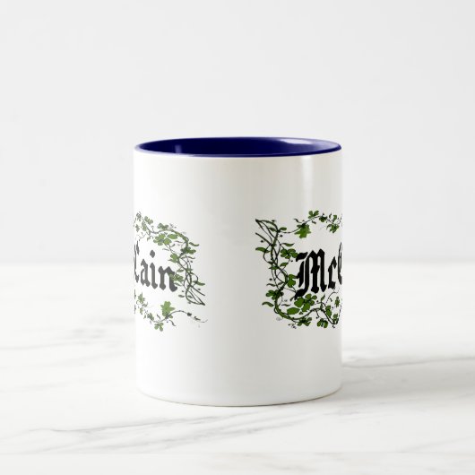 McCain kriechende Efeu-keltische irische Tasse (Mittel)