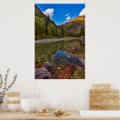 McDonald Creek im Herbst mit Garden Wall Poster (Küche)