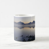 McDonald Lake bei Sunrise I Kaffeetasse (Mittel)