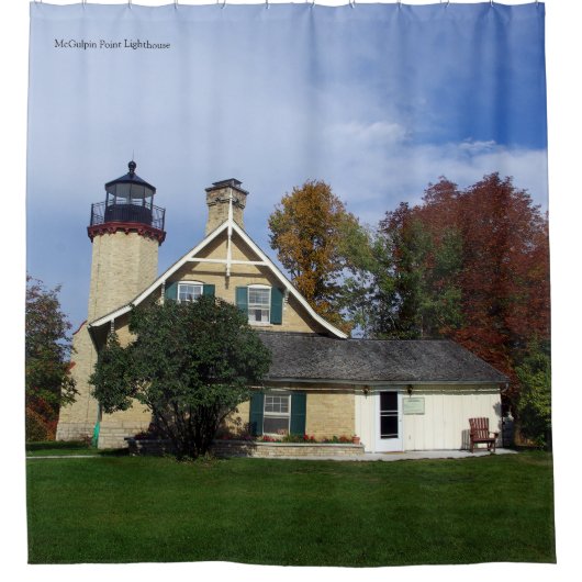 McGulpin Point Lighthouse Duschvorhang (Vorderseite)