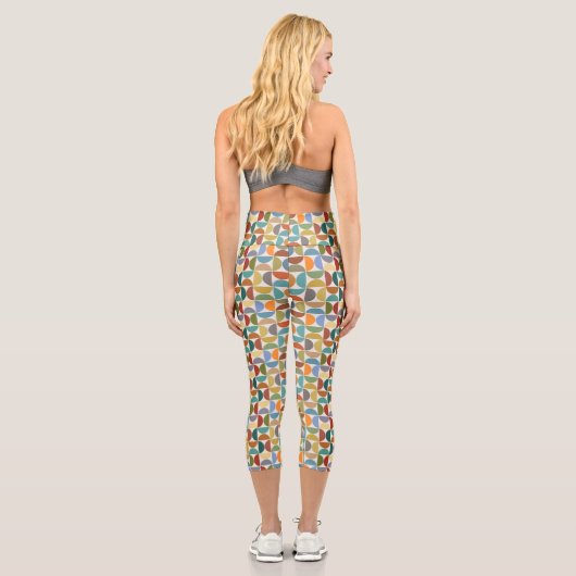 MCM simicles Rpt Patternfarbe auf Creme Capri Leggings (Rückseite)