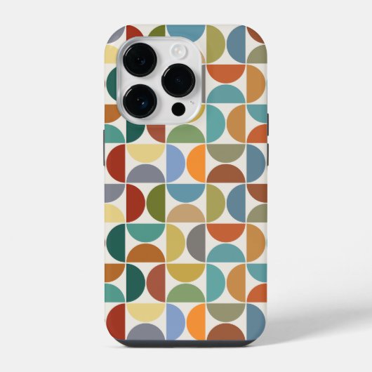 MCM simuliert Musterfarbe auf Creme iPhone Hülle (Rückseite)