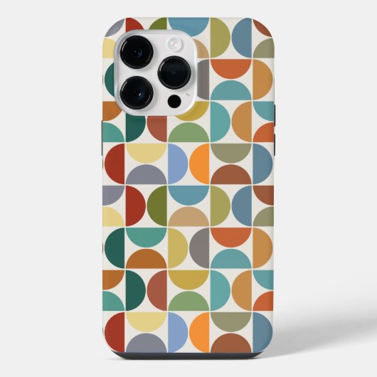 MCM simuliert Musterfarbe auf Creme iPhone Hülle (Rückseite)