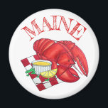 ME Maine Lobster Shack Seafood Dinner Red Gingham Magnet<br><div class="desc">Das Design zeichnet sich durch eine originelle Illustration eines klassischen Maine-gedämpften Hummerdinner aus, serviert auf einem rot-weißen Picknickdecke mit Zitronenkeil und reichlich geschmolzener Butter! Dieses Hummer-Design ist auch auf anderen Produkten erhältlich. Viele weitere thematische Illustrationen von Maine und Neuengland sind auch in diesem Shop erhältlich. Sehen Sie nicht, wonach Sie...</div>