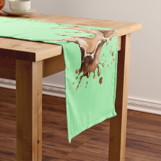 Me Messy, Never! Kurzer Tischläufer (Beispiel)