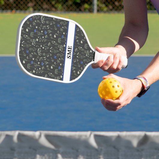 Meadow Floral Monogram – Pickleball Schläger (InSitu)