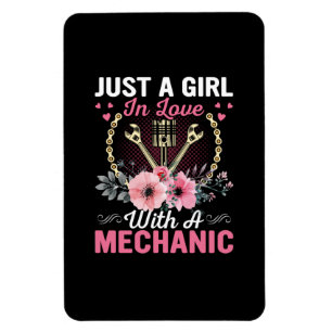 Mechanik nur eines Mädchens in Liebe mit einem Mec Magnet