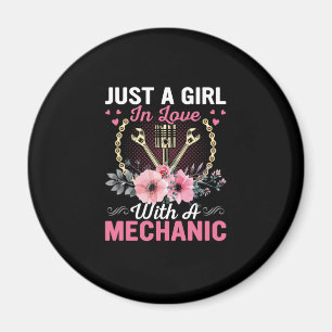 Mechanik nur eines Mädchens in Liebe mit einem Mec Magnet
